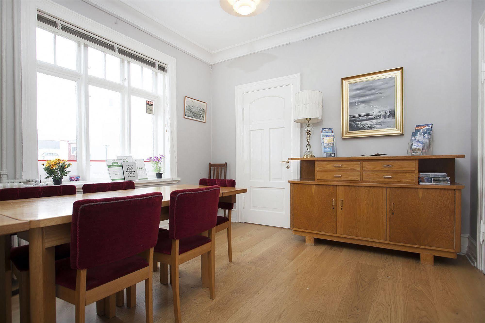 Skolabru Guesthouse Reykjavík Kültér fotó