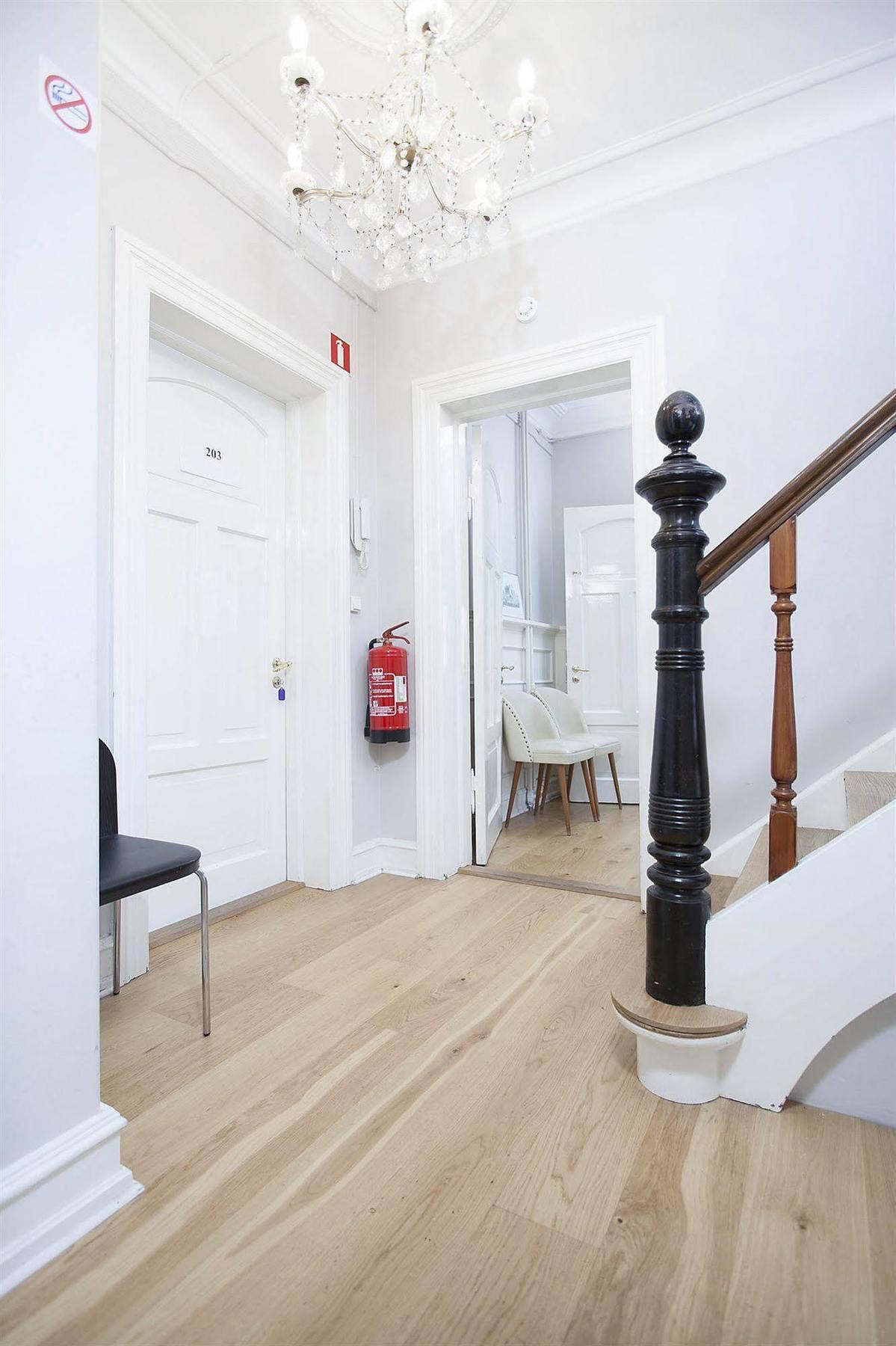 Skolabru Guesthouse Reykjavík Kültér fotó