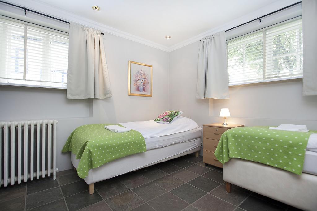 Skolabru Guesthouse Reykjavík Szoba fotó